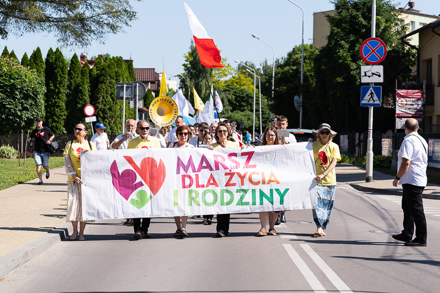 Ulicami Rzeszowa przeszedł Marsz Dla Życia i Rodziny [ZDJĘCIA]