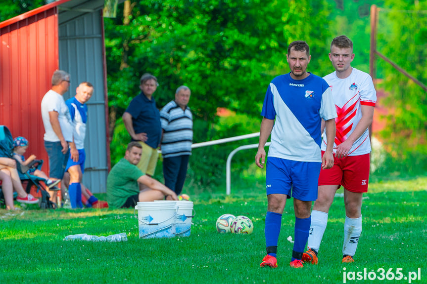 Tajfun Łubno Szlacheckie - Jasiołka Hankówka-Brzyszczki 4:3