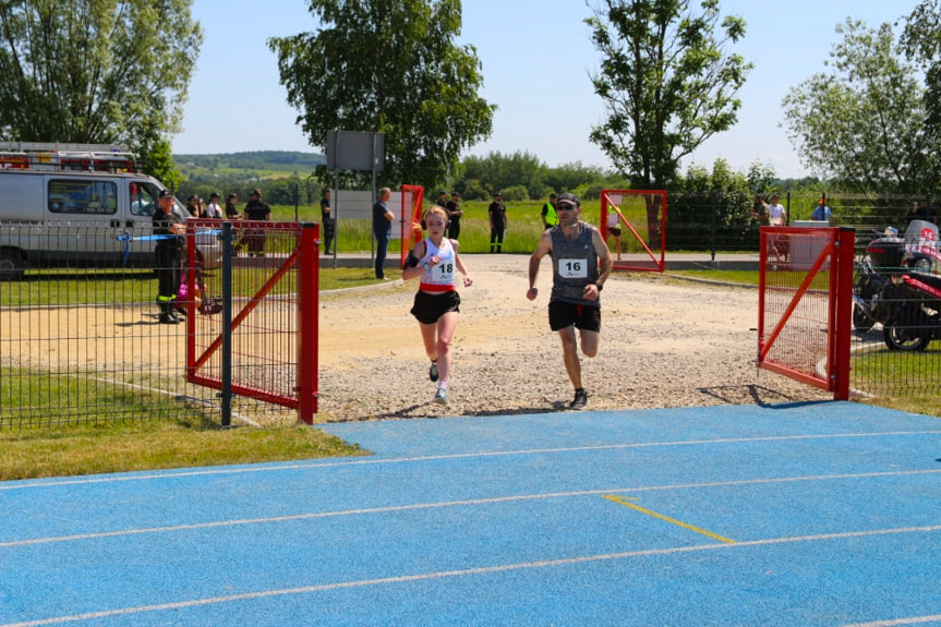 Biegali w Czeluśnicy