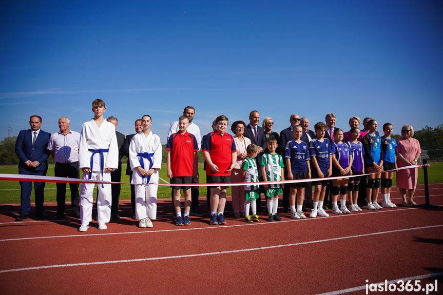 Centrum Kulturalno-Sportowe w Dębowcu