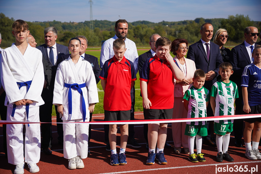 Centrum Kulturalno-Sportowe w Dębowcu