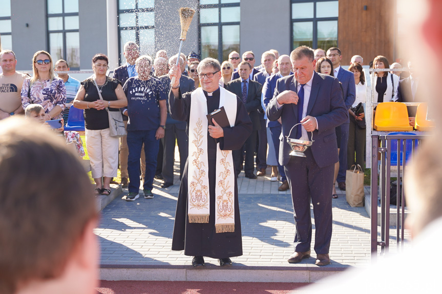 Centrum Kulturalno-Sportowe w Dębowcu