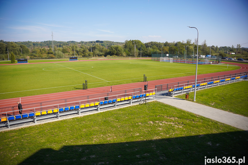 Centrum Kulturalno-Sportowe w Dębowcu