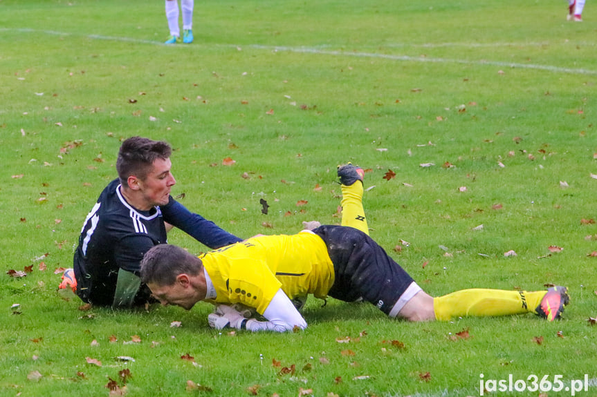 Cisy Jabłonica Polska - Tempo Nienaszów 1:6