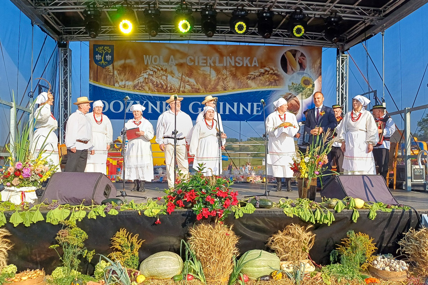 Dożynki Gminne w Woli Cieklińskiej