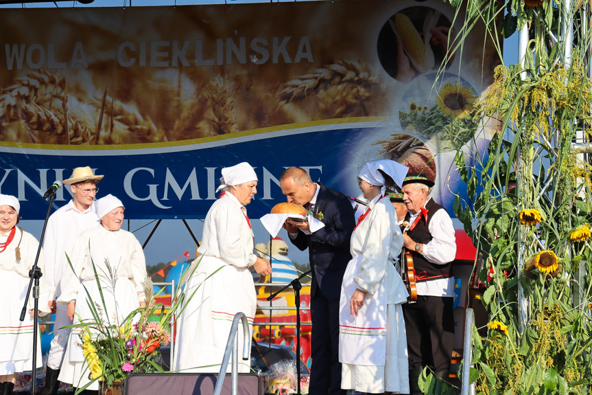 Dożynki Gminne w Woli Cieklińskiej