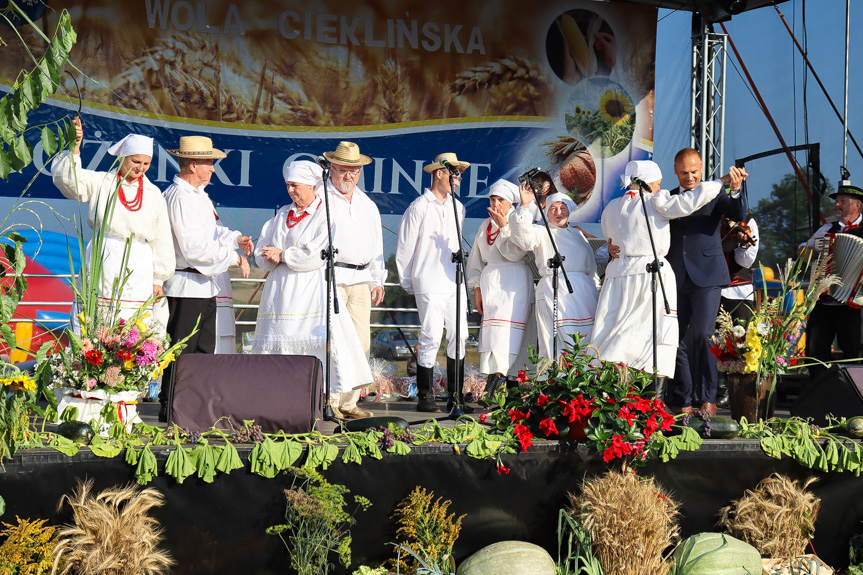 Dożynki Gminne w Woli Cieklińskiej