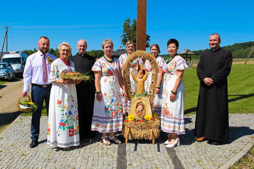 Dożynki w Warzycach