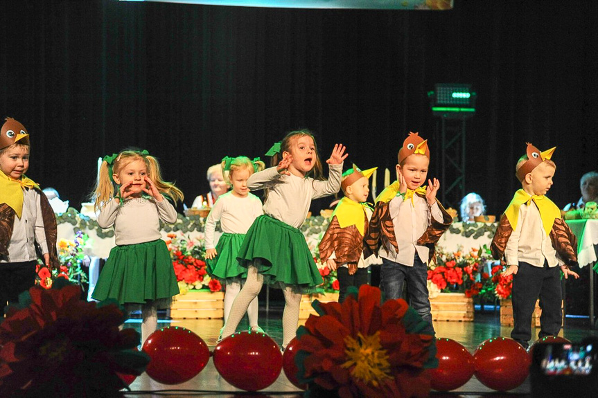 Dzień Babci i dziadka - Przedszkole Miejskie nr 3 w Jaśle