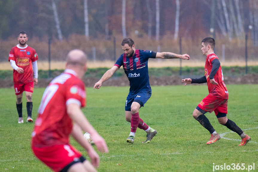 GKS Zarzecze-Dębowiec - Ostoja Kołaczyce 0:0