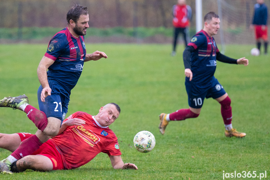 GKS Zarzecze-Dębowiec - Ostoja Kołaczyce 0:0