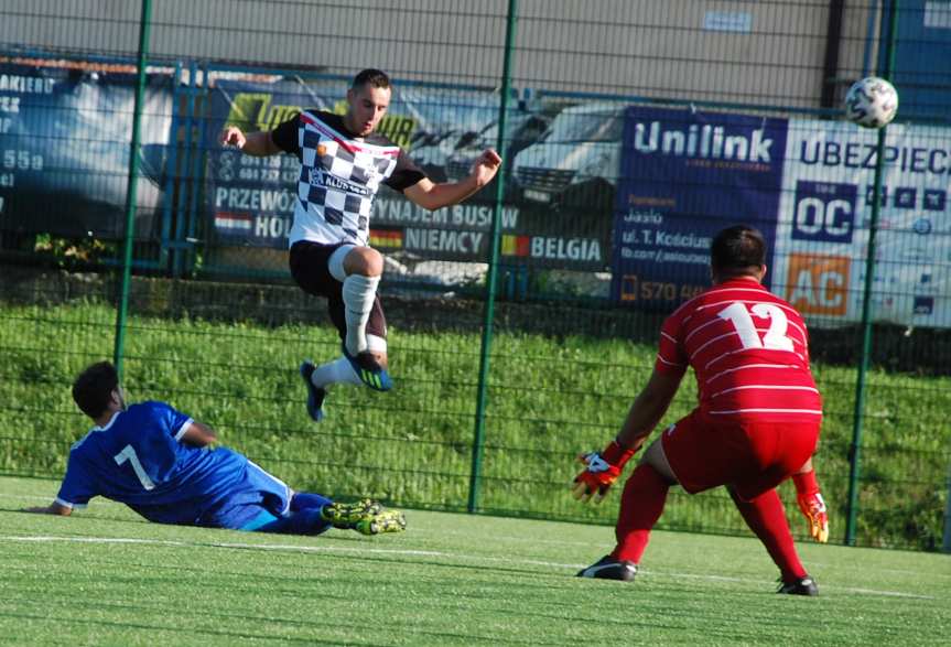 I runda PP: Czarni Jasło - Tempo Nienaszów 2-3