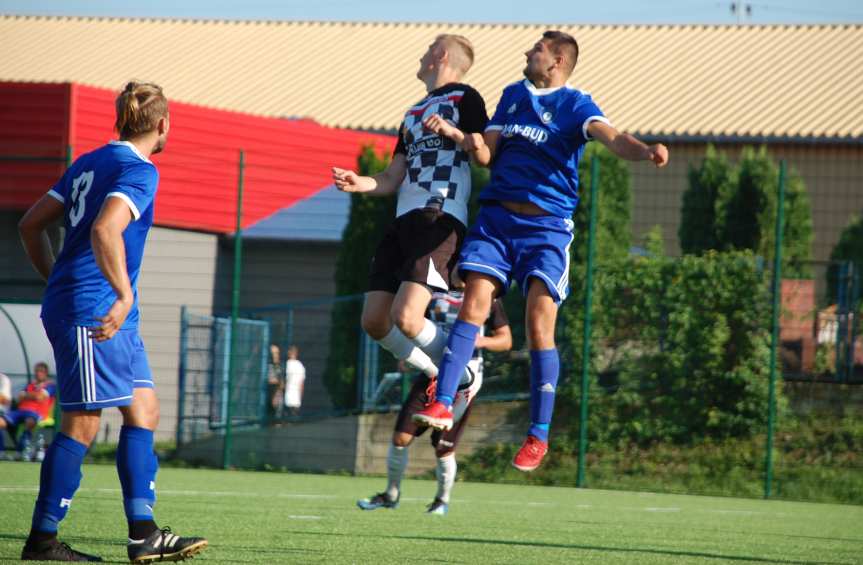 I runda PP: Czarni Jasło - Tempo Nienaszów 2-3