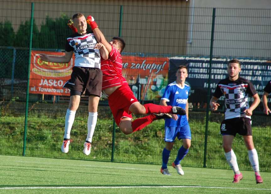 I runda PP: Czarni Jasło - Tempo Nienaszów 2-3