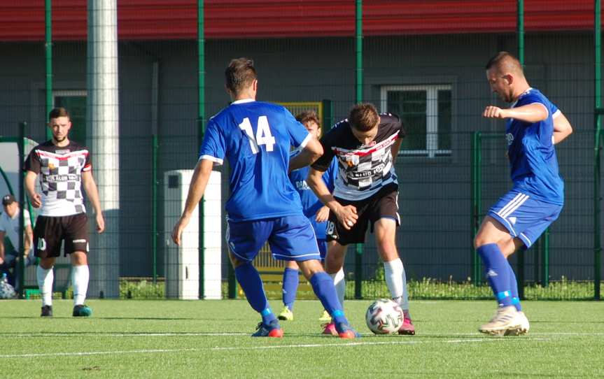 I runda PP: Czarni Jasło - Tempo Nienaszów 2-3