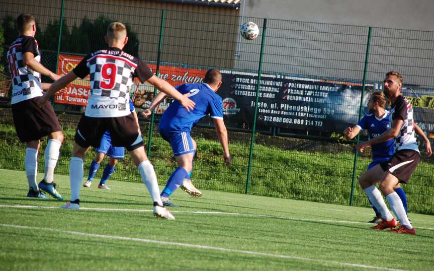 I runda PP: Czarni Jasło - Tempo Nienaszów 2-3