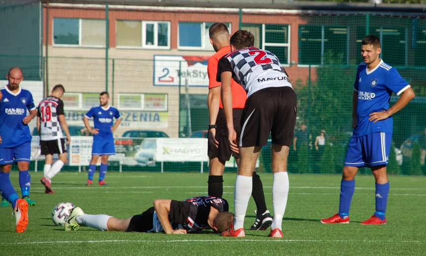 I runda PP: Czarni Jasło - Tempo Nienaszów 2-3