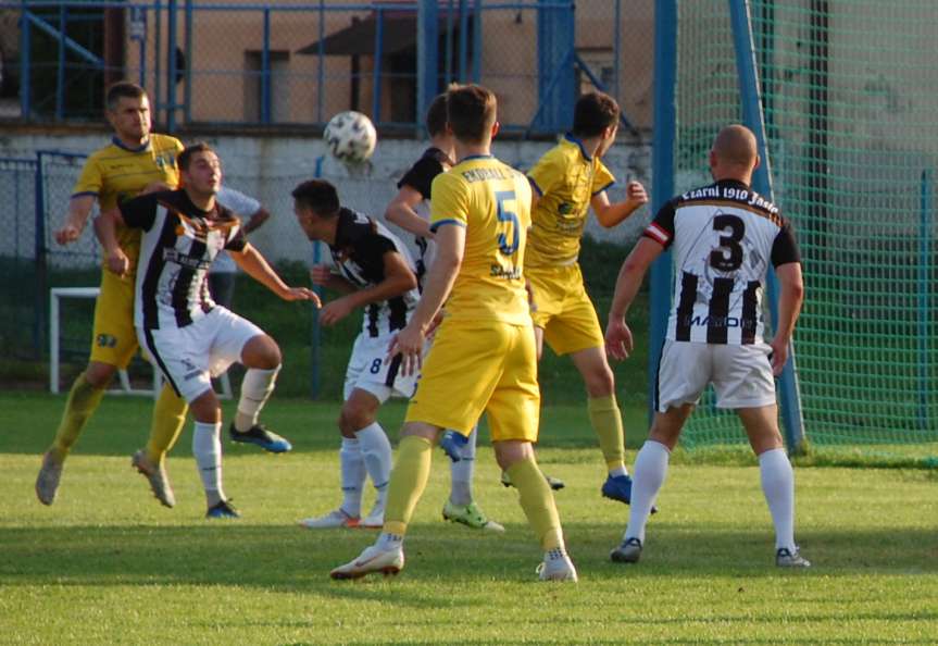 IV liga podkarpacka. Mecz Czarni Jasło - Ekoball Stal Sanok 2-0