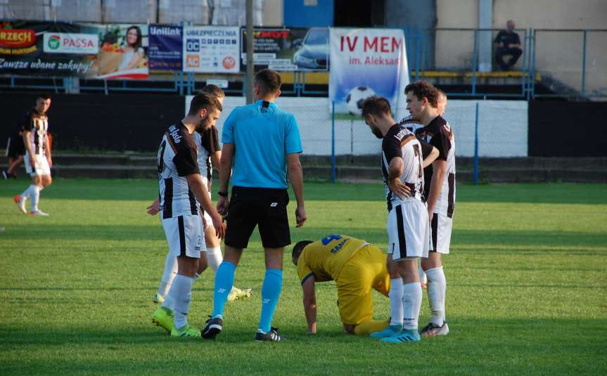 IV liga podkarpacka. Mecz Czarni Jasło - Ekoball Stal Sanok 2-0