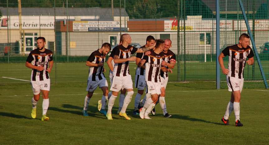 IV liga podkarpacka. Mecz Czarni Jasło - Ekoball Stal Sanok 2-0