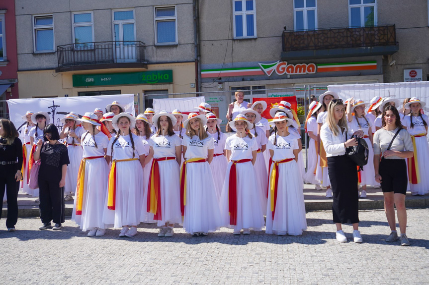 Jasło tańczy dla Jana Pawła II