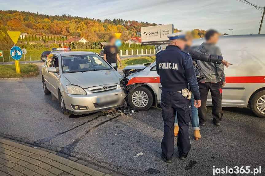 Kolizja na skrzyżowaniu w Jaśle