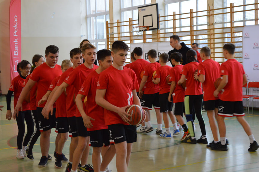 Koszykarski trening z reprezentantką Polski