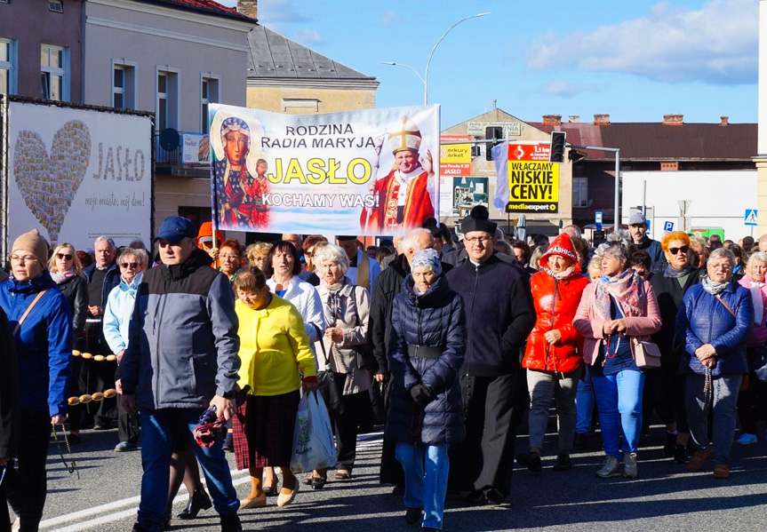 Krucjata Różańcowa przeszła ulicami Jasła