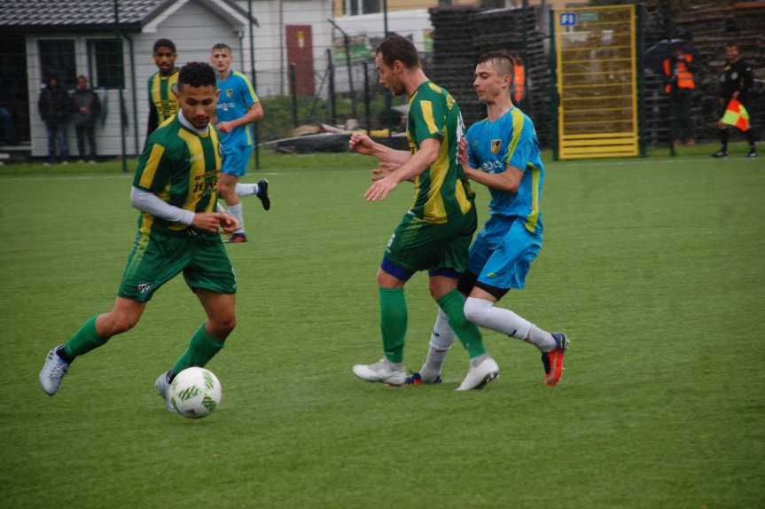 LKS Czeluśnica - Przełom Besko 0-3