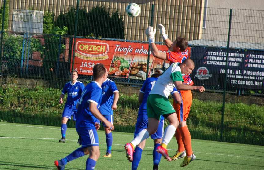 LKS Czeluśnica - Tempo Nienaszów 1-2 