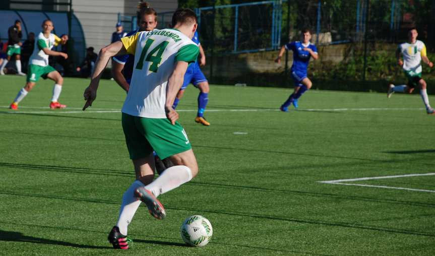 LKS Czeluśnica - Tempo Nienaszów 1-2 