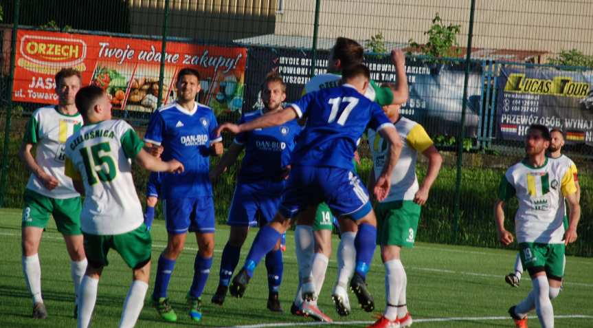 LKS Czeluśnica - Tempo Nienaszów 1-2 