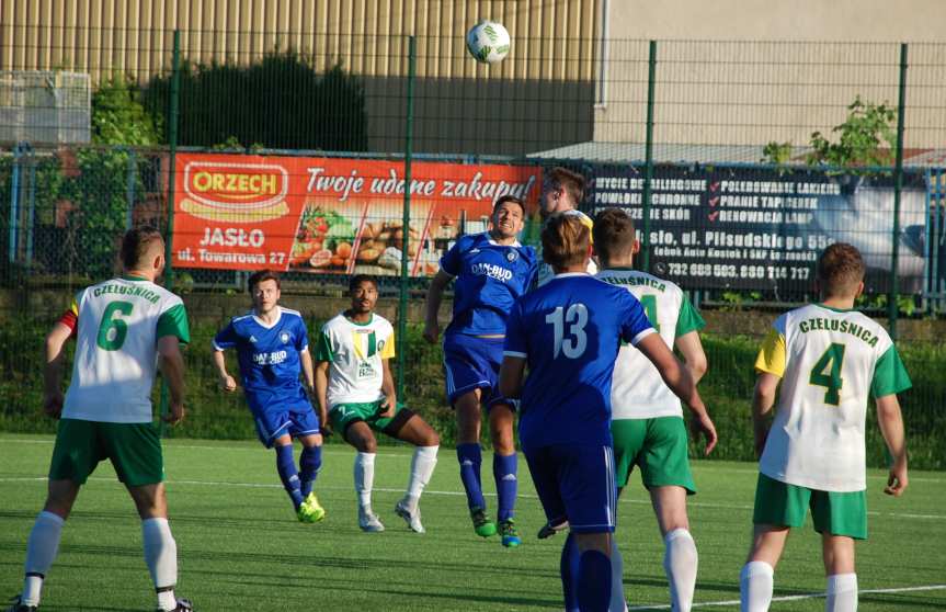 LKS Czeluśnica - Tempo Nienaszów 1-2 