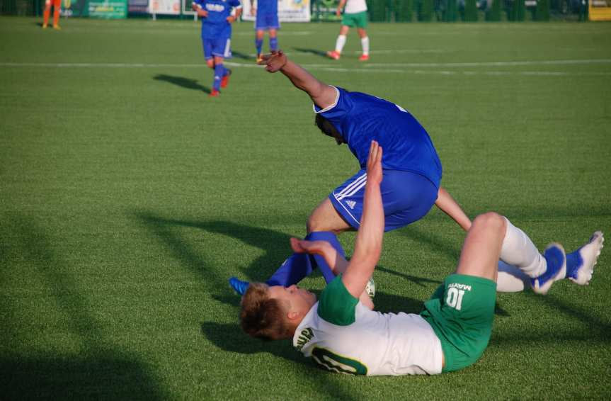 LKS Czeluśnica - Tempo Nienaszów 1-2 