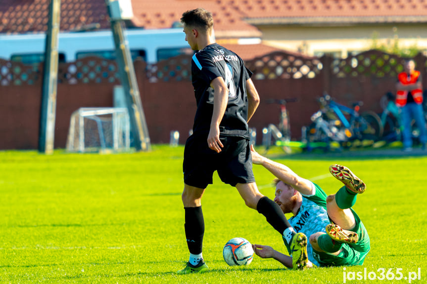 LKS Skołyszyn - LKS Czeluśnica 2:1