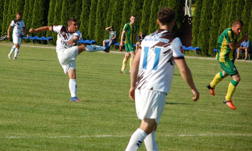 LKS Skołyszyn - LKS Czeluśnica 2-2