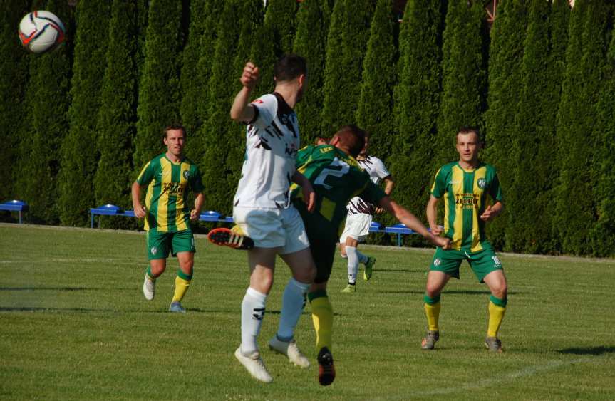 LKS Skołyszyn - LKS Czeluśnica 2-2