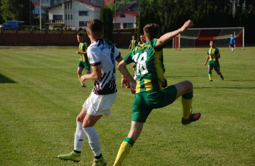 LKS Skołyszyn - LKS Czeluśnica 2-2