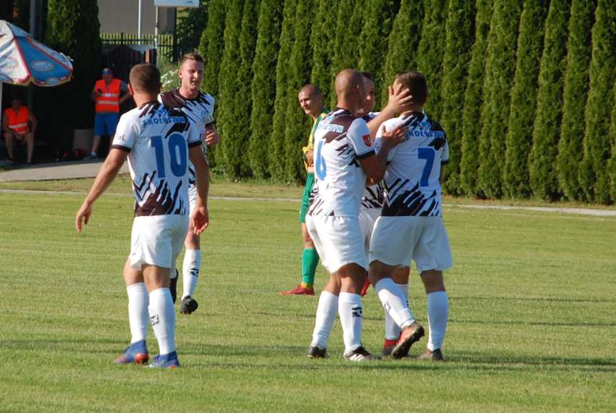 LKS Skołyszyn - LKS Czeluśnica 2-2