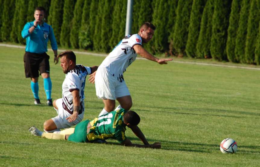 LKS Skołyszyn - LKS Czeluśnica 2-2