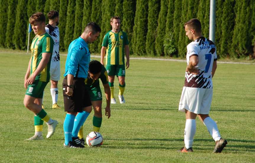 LKS Skołyszyn - LKS Czeluśnica 2-2