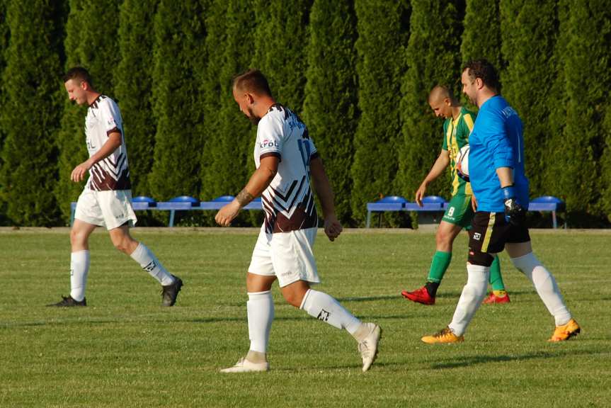 LKS Skołyszyn - LKS Czeluśnica 2-2