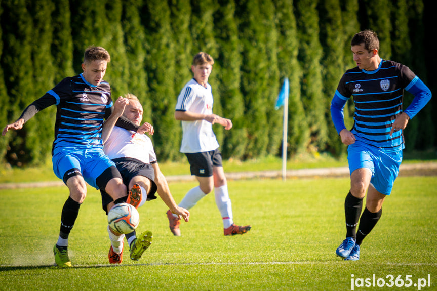 LKS Skołyszyn - LKS Zarzecze 5:0