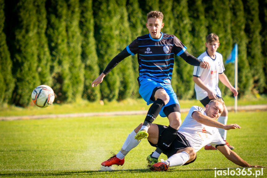 LKS Skołyszyn - LKS Zarzecze 5:0