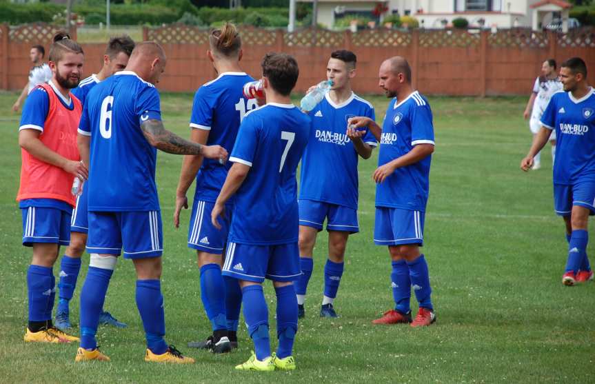 LKS Skołyszyn - Tempo Nienaszów 0-5