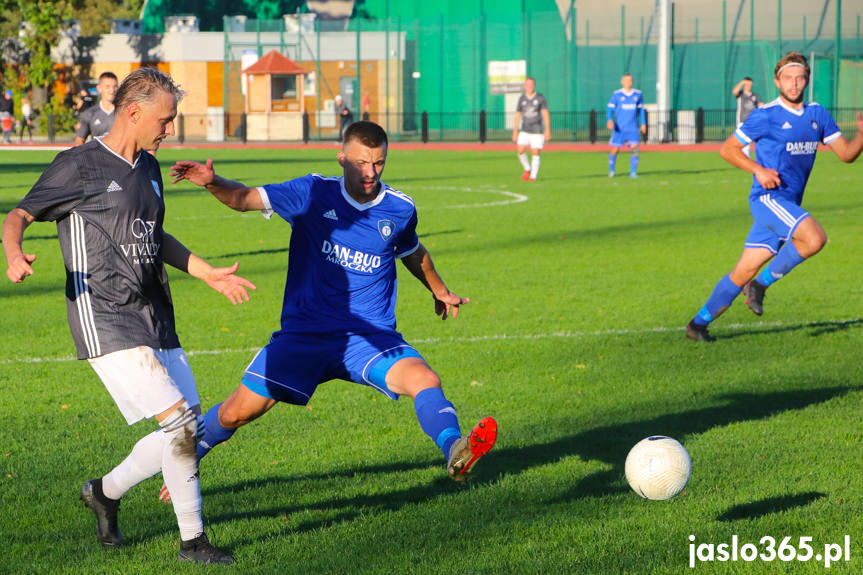 Markiewicza Krosno - Tempo Nienaszów 1:1