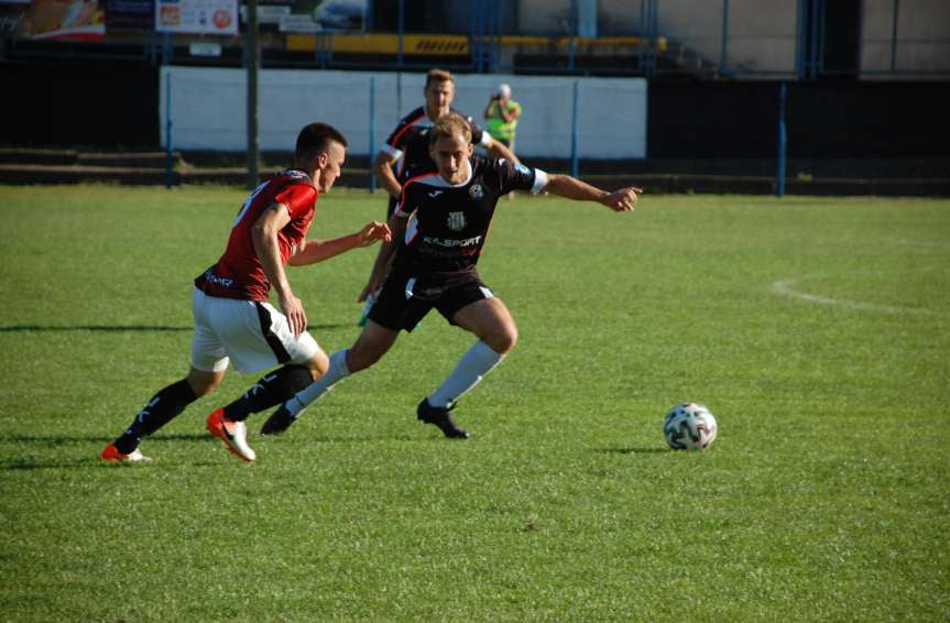 Mecz IV ligi podkarpackiej Czarni 1910 Jasło - Głogovia Głogów Małopolski 3-0