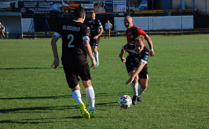 Mecz IV ligi podkarpackiej Czarni 1910 Jasło - Głogovia Głogów Małopolski 3-0