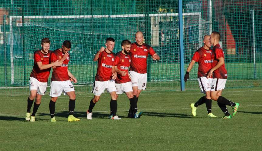 Mecz IV ligi podkarpackiej Czarni 1910 Jasło - Głogovia Głogów Małopolski 3-0