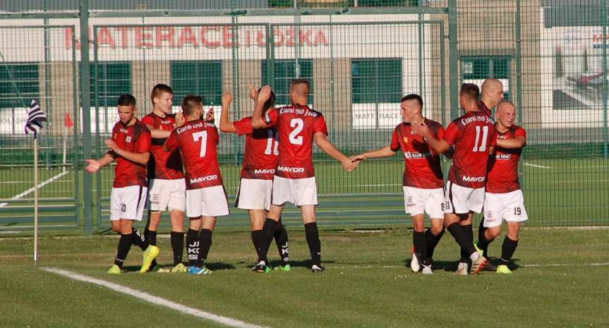 Mecz IV ligi podkarpackiej Czarni 1910 Jasło - Głogovia Głogów Małopolski 3-0